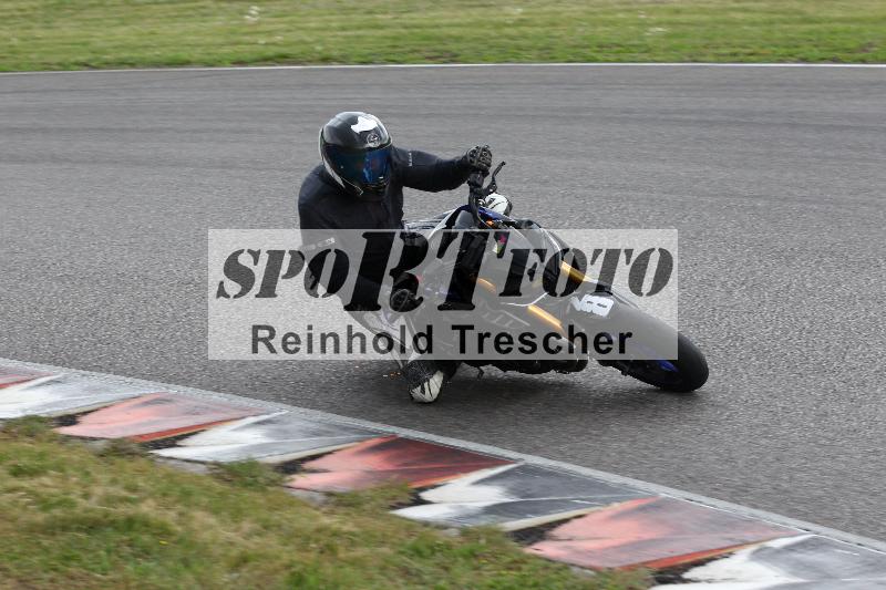 /Archiv-2022/13 25.04.2022 Plüss Moto Sport ADR/Einsteiger/82